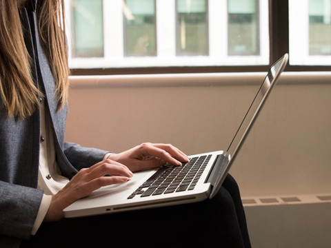 注冊(cè)海外公司是否必須實(shí)地考察？深度解讀關(guān)鍵因素與替代方法