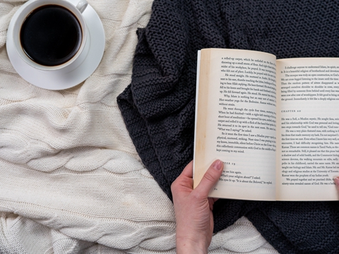 BH綠卡對國內(nèi)親屬的影響：簽證與財產(chǎn)繼承解析