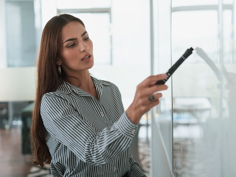 2025年新加坡投資創(chuàng)業(yè)指南：利用其優(yōu)勢(shì)開(kāi)啟全球業(yè)務(wù)