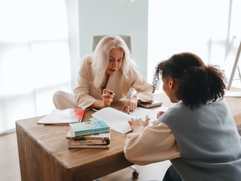 塞浦路斯房產(chǎn)投資風險：產(chǎn)權糾紛案例及律師選擇建議