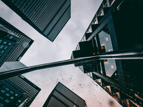 美國公司轉(zhuǎn)個(gè)人賬戶：稅務(wù)風(fēng)險(xiǎn)與合規(guī)操作指南